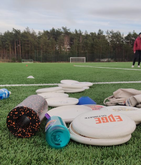 introvert ultimate frisbee - women ultimate tryouts